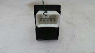 Recambio de mando elevalunas trasero derecho para kia cee´d 2006-2012 active referencia OEM IAM 935751H100 935751H100  2