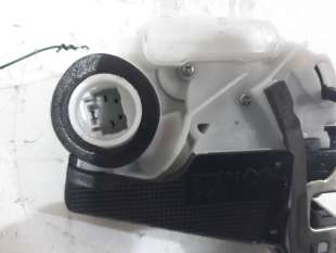 Recambio de cerradura puerta trasera izquierda para toyota yaris 2014-2017 hsd active referencia OEM IAM 690600D310 690600D310 6 2