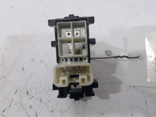 Recambio de mando elevalunas trasero izquierdo para toyota yaris 2014-2017 hsd active referencia OEM IAM 848100D030 848100D030  2