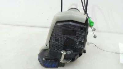 Recambio de cerradura puerta trasera derecha para toyota yaris 2011-2014 active referencia OEM IAM 690500D110 690500D110 690500D