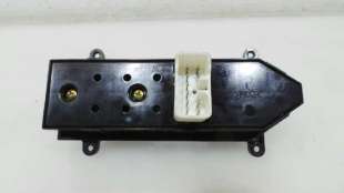 Recambio de mando elevalunas delantero derecho para hyundai santa fe (bm) 2006-2012 2.2 crdi comfort 4x4 referencia OEM IAM 9357 2