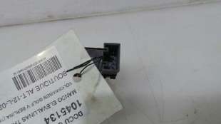 Recambio de mando elevalunas trasero derecho para volkswagen golf v berlina (1k1) 2003-2008 highline referencia OEM IAM 1F095985 2