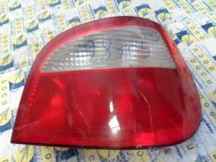 Recambio de piloto trasero derecho para renault megane i fase 2 berlina (ba0) 1999-2002 1.4 16v rt referencia OEM IAM 7700428321