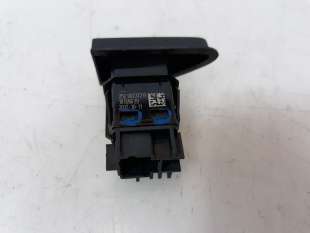 Recambio de warning para renault captur 2013- life referencia OEM IAM 252907372R 252907372R  2