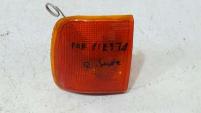 Recambio de piloto delantero derecho para ford fiesta berl./express 1976- básico referencia OEM IAM 6112702 6112702 6112702