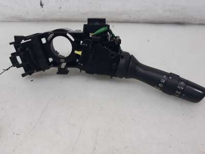 Recambio de mando intermitentes para toyota avensis touring sports 2015-2018 business advance referencia OEM IAM 0519017F373 051