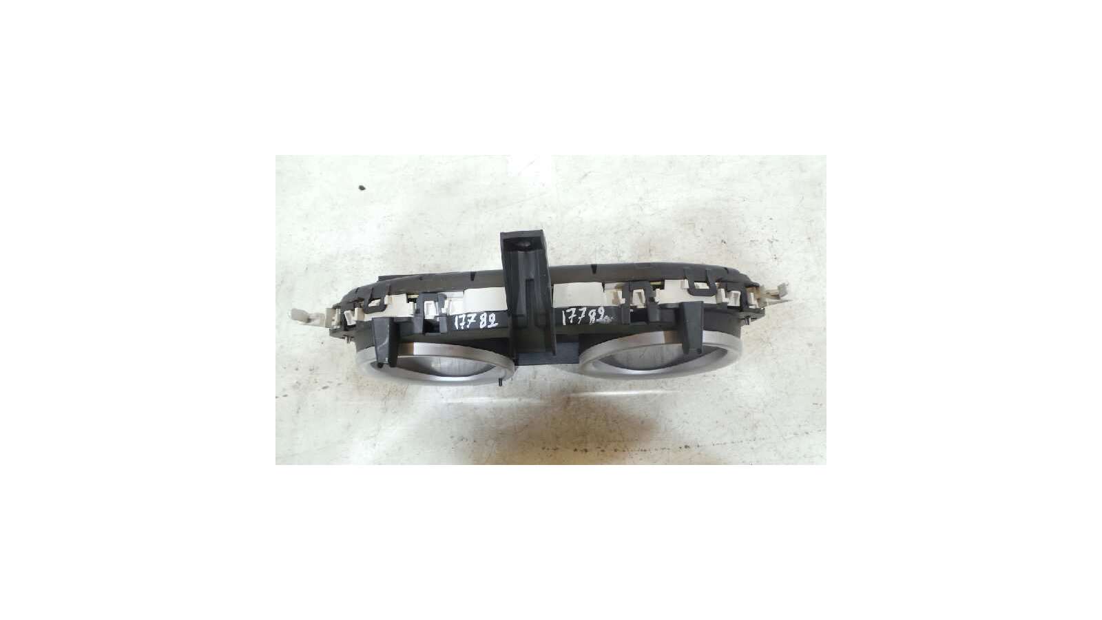 Recambio de cuadro instrumentos para renault megane ii berlina 5p 2002-2009 authentique referencia OEM IAM 8200462283 8200462283 Recambio de cuadro instrumentos para renault megane ii berlina 5p 2002-2009 authentique referencia OEM IAM 8200462283 8200462283