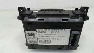 Recambio de pantalla multifuncion para opel astra h berlina 2004-2007 cosmo referencia OEM IAM 565412769 565412769 