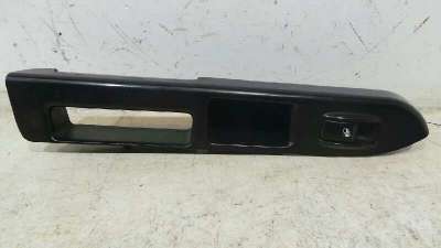 Recambio de mando elevalunas trasero derecho para kia rio 2000-2005 1.3 cat referencia OEM IAM 935782D000 935782D000 