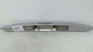 Recambio de molduras traseras para kia cerato 2004-2007 1.5 lx crdi berlina (4-ptas.) referencia OEM IAM 925012F210 925012F210  2