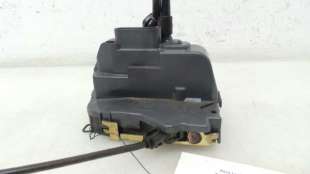 Recambio de cerradura puerta trasera derecha para renault megane ii berlina 5p 2002-2009 dynamique referencia OEM IAM 8200028429 2