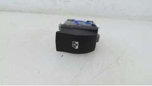 Recambio de mando elevalunas trasero izquierdo para renault megane ii berlina 5p 2002-2009 dynamique referencia OEM IAM 82003150