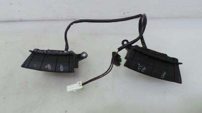 Recambio de mando volante para ford focus berlina (cap) 2004-2007 ambiente (d) referencia OEM IAM 4M5T9E740AA 4M5T9E740AA 