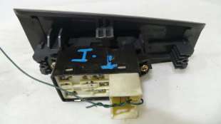 Recambio de mando elevalunas trasero izquierdo para kia cerato 2004-2007 1.5 lx crdi berlina (4-ptas.) referencia OEM IAM 835782 2