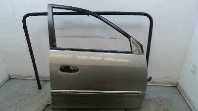 Recambio de puerta delantera derecha para kia carens 2002-2006 2.0 crdi ex monovolumen referencia OEM IAM 0K2JA58020 0K2JA58020 