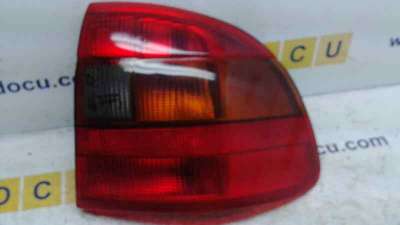 Recambio de piloto trasero derecho para opel astra f berlina 1991-1998 gl referencia OEM IAM 1222008 90442022 90442022