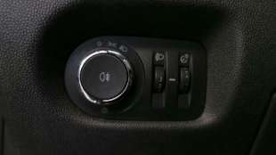 Recambio de mando luces para opel corsa d 2006-2015 ´´111 years´´ referencia OEM IAM 13310330 13310330 