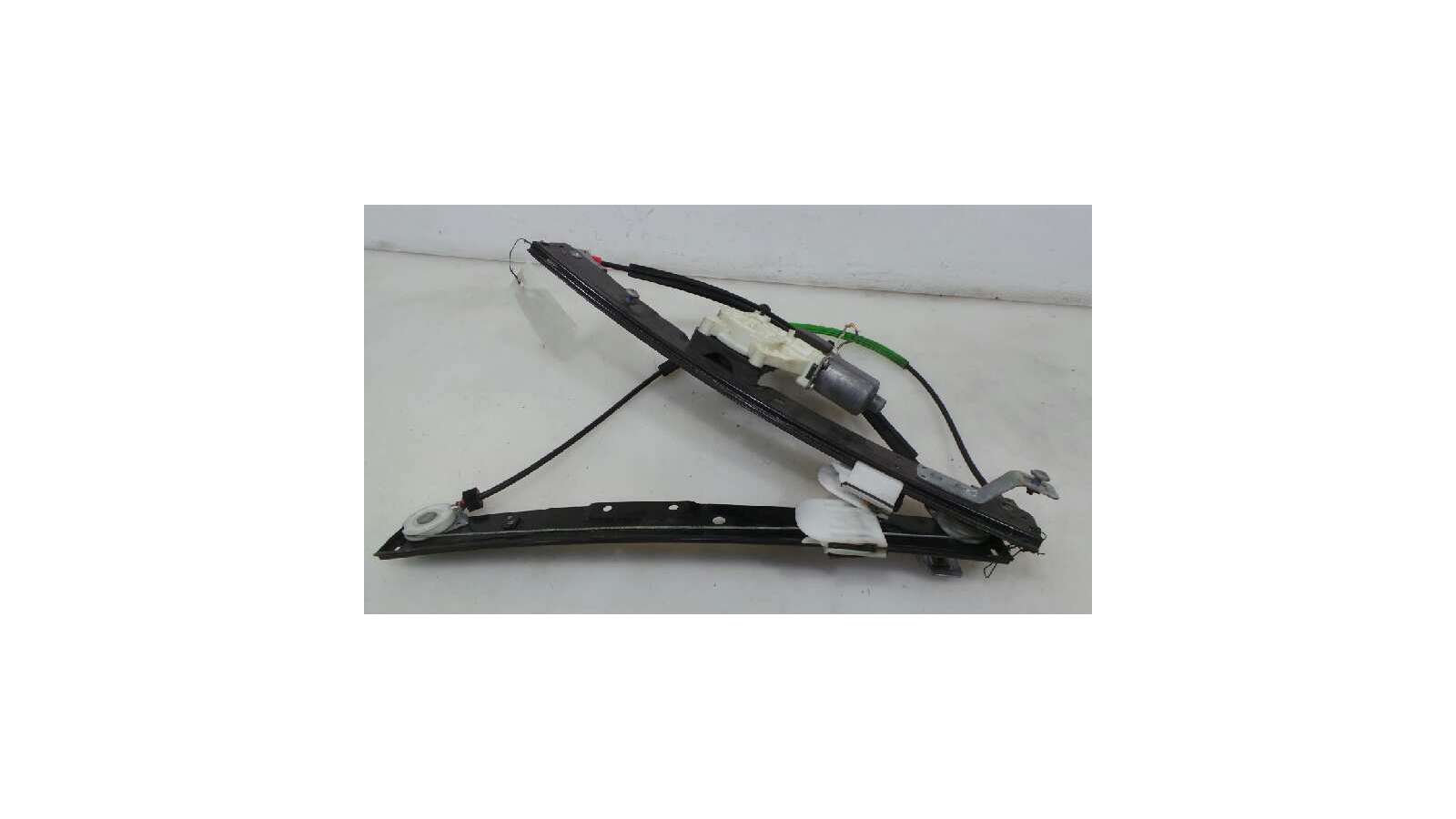 Recambio de elevalunas delantero derecho para ford mondeo ber. (ca2) 2007-2015 ghia referencia OEM IAM 7S71A23200BP 7S71A23200BP Recambio de elevalunas delantero derecho para ford mondeo ber. (ca2) 2007-2015 ghia referencia OEM IAM 7S71A23200BP 7S71A23200BP