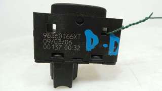 Recambio de mando elevalunas delantero derecho para peugeot 407 2004-2011 premium referencia OEM IAM 96360166XT 96360166XT 