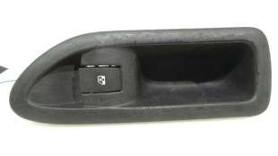 Recambio de mando elevalunas trasero izquierdo para renault laguna ii grandtour (kg0) 2001-2007 expression referencia OEM IAM 82