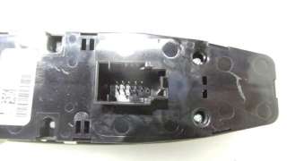 Recambio de mando elevalunas delantero izquierdo para bmw serie 3 touring (f31) 2012-2016 318d xdrive referencia OEM IAM 9208109