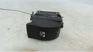 Recambio de mando elevalunas trasero izquierdo para renault clio ii fase ii (b/cb0) 2001-2013 authentique referencia OEM IAM 820