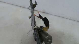 Recambio de elevalunas delantero derecho para dacia duster 2010-2018 ambiance 4x2 referencia OEM IAM  8200733828  2