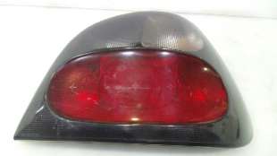 Recambio de piloto trasero derecho para renault megane i berlina hatchback (ba0) 1995-1999 1.6 referencia OEM IAM 7701040646 770