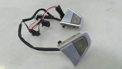 Recambio de mando volante para renault scenic iii 2009-2016 bose edition referencia OEM IAM 255500246R 255500246R 