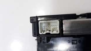 Recambio de pantalla multifuncion para volvo v50 familiar 2004-2012 2.0 d summum referencia OEM IAM 30797719 30797719  2
