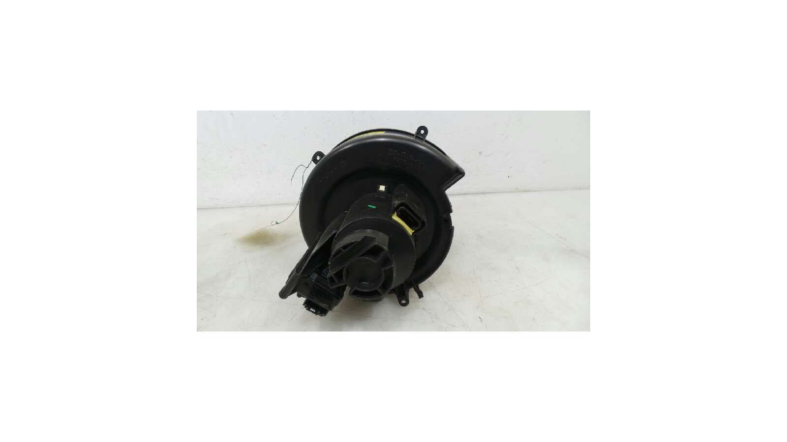 Recambio de ventilador calefaccion para opel zafira a 1999-2005 1.6 16v referencia OEM IAM 13161068 13161068  Recambio de ventilador calefaccion para opel zafira a 1999-2005 1.6 16v referencia OEM IAM 13161068 13161068