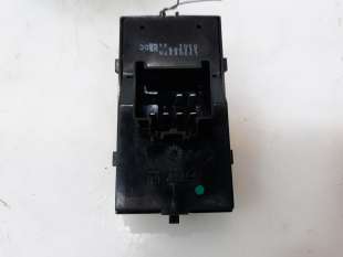 Recambio de mando elevalunas delantero derecho para chevrolet orlando 2011-2014 lt referencia OEM IAM 13305370 13305370  2