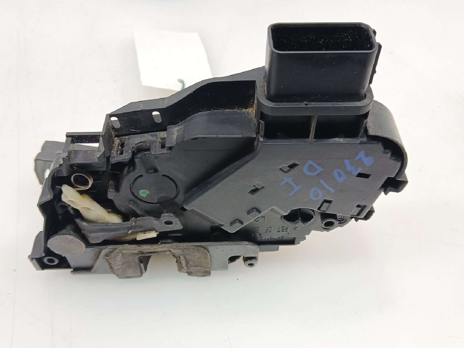 Recambio de cerradura puerta delantera izquierda para land rover range rover sport 2005-2011 v8 td edition 60 yrs referencia OEM Recambio de cerradura puerta delantera izquierda para land rover range rover sport 2005-2011 v8 td edition 60 yrs referencia OEM