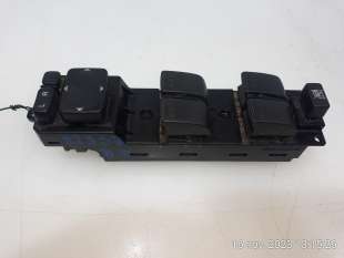 Recambio de mando elevalunas delantero derecho para mazda 5 berl. (cr) 2005-2010 1.8 active referencia OEM IAM CC3366350A CC3366