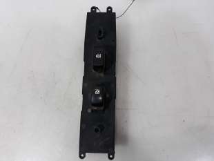 Recambio de mando elevalunas delantero derecho para kia carnival 2006-2012 2.9 crdi vgt ex ii referencia OEM IAM 935754D1200T 93