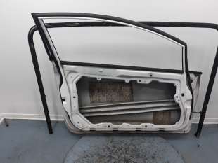 Recambio de puerta delantera izquierda para ford fiesta (cb1) 2008-2013 titanium referencia OEM IAM 1806118 1806118  2