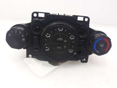 Recambio de mando calefaccion / aire acondicionado para ford fiesta (cb1) 2008-2013 titanium referencia OEM IAM 8A6118549 8A6118