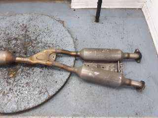 Recambio de silencioso intermedio para lexus is 2013- 300h referencia OEM IAM 1741036370 UE6 