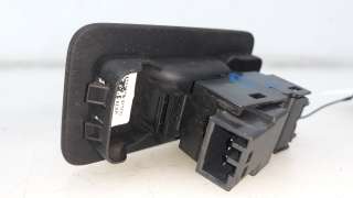 Recambio de mando elevalunas trasero derecho para land rover discovery sport 2014- hse referencia OEM IAM LR059773 FK7214717AB 