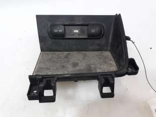 Recambio de moldura para kia niro 2016- drive plug-in hybrid referencia OEM IAM 84632G5000 84632G5000 