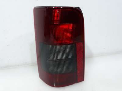 Recambio de piloto trasero izquierdo para peugeot partner (s2) 2002-2008 referencia OEM IAM 16223531 16223531 