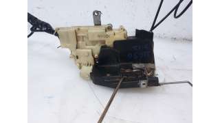 Recambio de cerradura puerta delantera izquierda para lexus rx300 (mcu15) 2000-2003 luxury referencia OEM IAM 6904048030 6904048