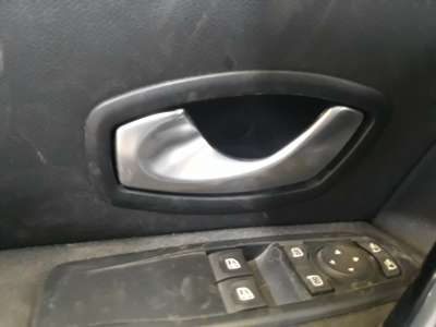 Recambio de maneta interior delantera izquierda para renault laguna coupe 2008-2016 base referencia OEM IAM 806700006R 806700006