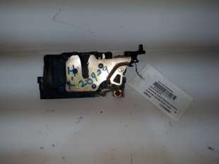 Recambio de cerradura puerta trasera izquierda para ssangyong rexton 2003-2012 270 xdi limited referencia OEM IAM 7131008002 713 2