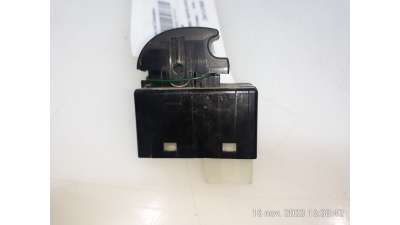 Recambio de mando elevalunas trasero derecho para renault koleos 2008-2015 privilege referencia OEM IAM 25411JY00A 25411JY00A 