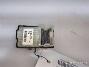 Recambio de mando elevalunas trasero derecho para renault koleos 2008-2015 privilege referencia OEM IAM 25411JY00A 25411JY00A  2