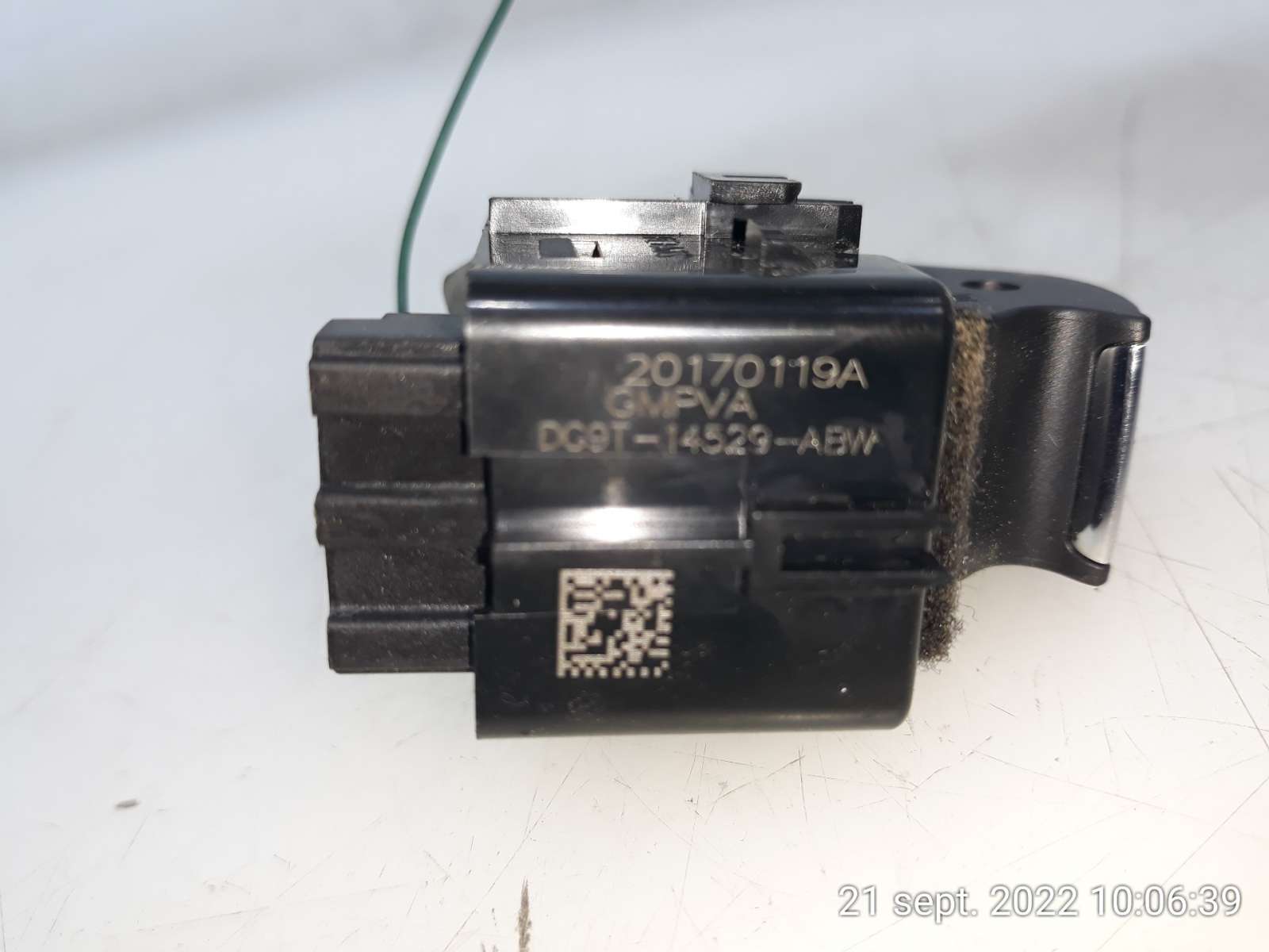 Recambio de mando elevalunas trasero izquierdo para ford mondeo lim. 2014- st-line referencia OEM IAM DG9T14529ABW DG9T14529ABW  Recambio de mando elevalunas trasero izquierdo para ford mondeo lim. 2014- st-line referencia OEM IAM DG9T14529ABW DG9T14529ABW