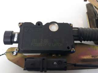 Recambio de cerradura puerta trasera izquierda para peugeot 807 2002-2010 sr pack referencia OEM IAM 9137A7 9137A7 9137A7