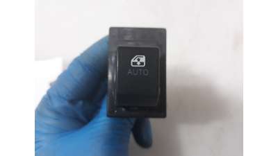 Recambio de mando elevalunas delantero derecho para kia cee´d 2006-2012 active referencia OEM IAM 935751H100EQ 935751H100 