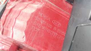 Recambio de piloto trasero derecho para kia carens (un) 2006-2011 ex ii referencia OEM IAM 924021D010 92402100R 92402100R